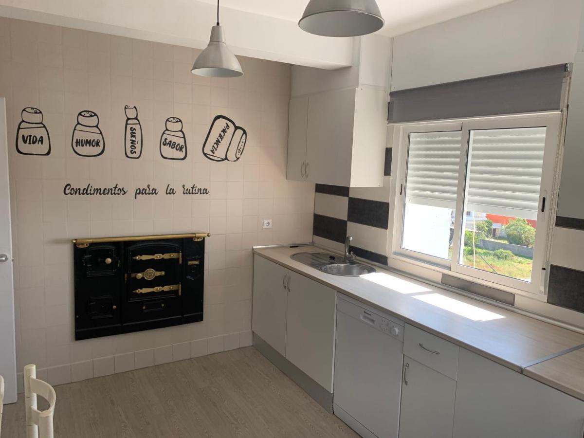 Apt Sueiras Burela Luaran gambar