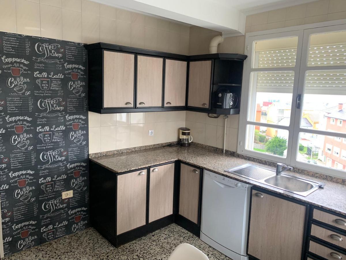 Apt Sueiras Burela Luaran gambar