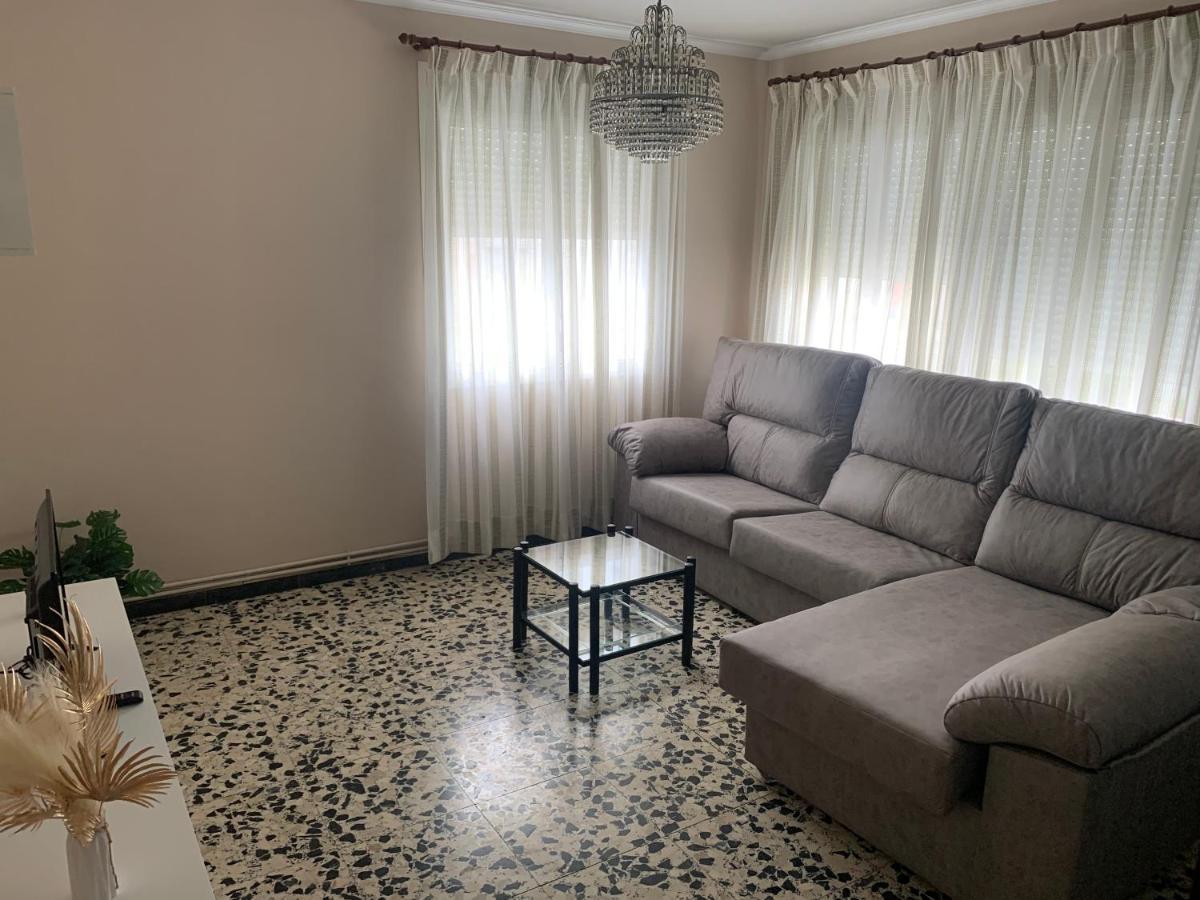 Apt Sueiras Burela Luaran gambar